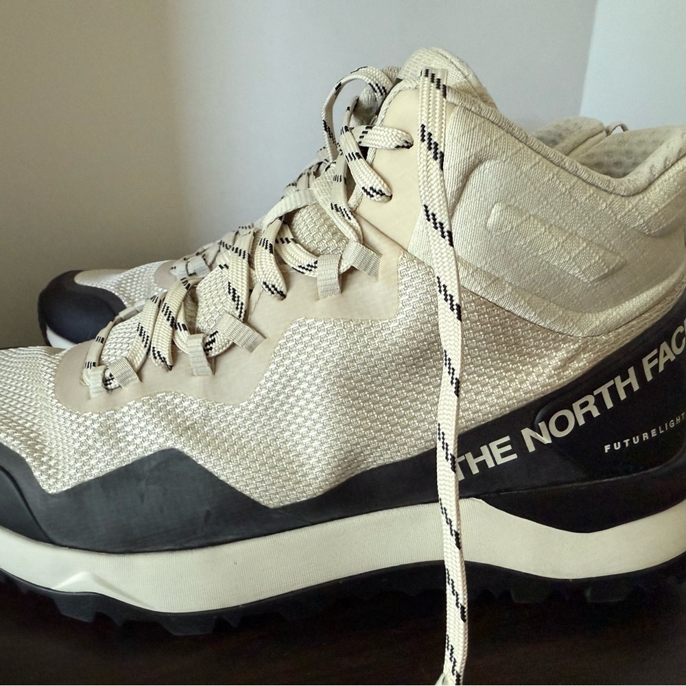 The North Face Men's Beige and Black Athletic Shoes